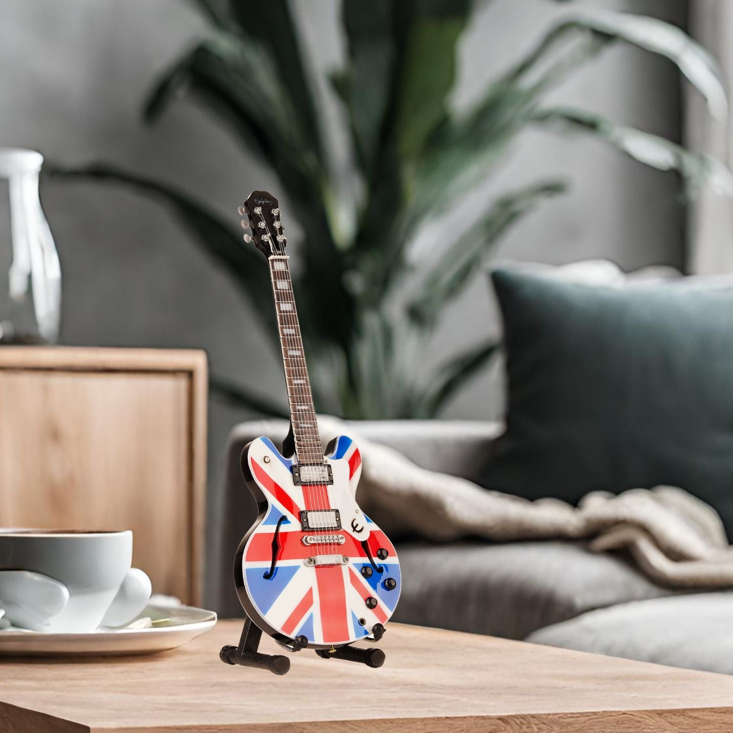 Guitar Minis - Union Jack 335 Noel Gallagher