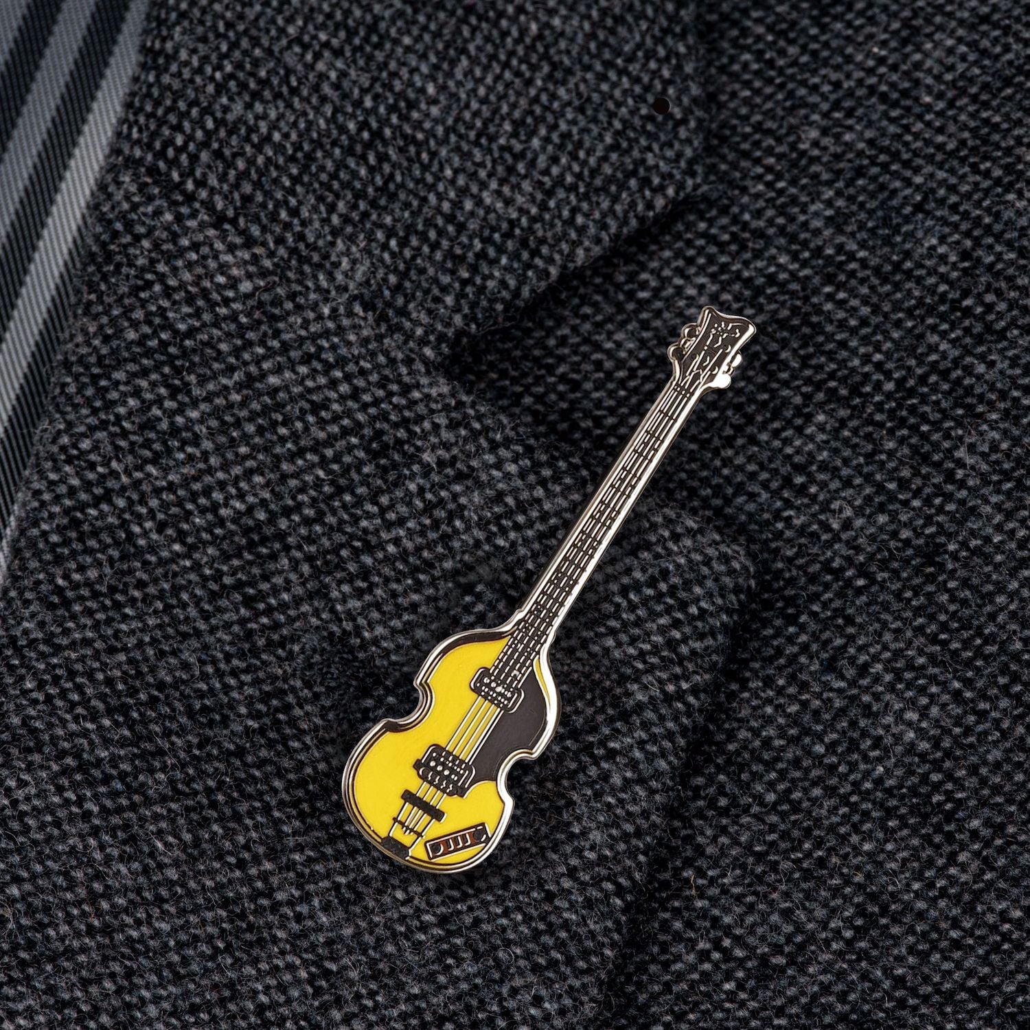 Geepin Hofner-Style Bass