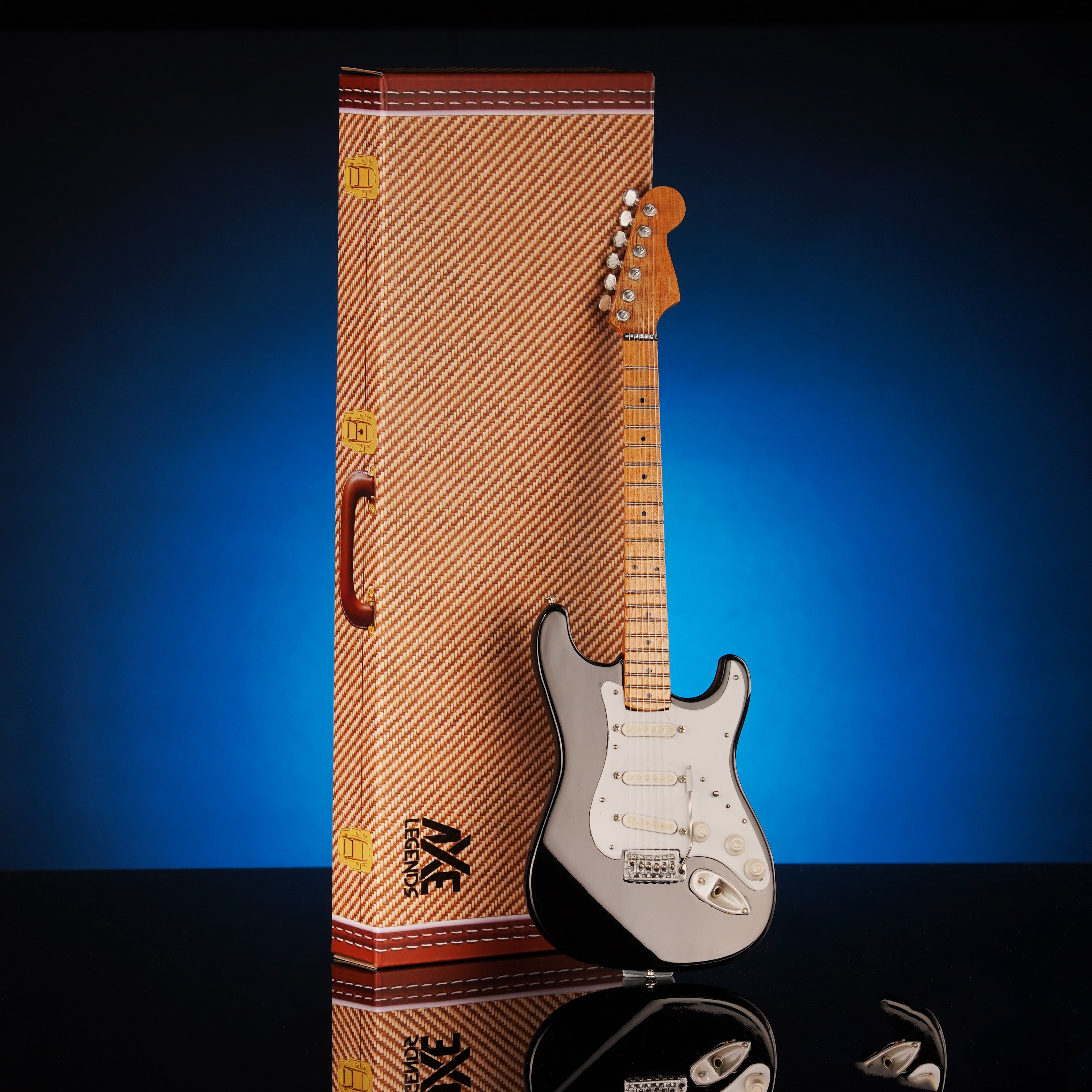 Eric Clapton "Blackie" Guitar Bundle