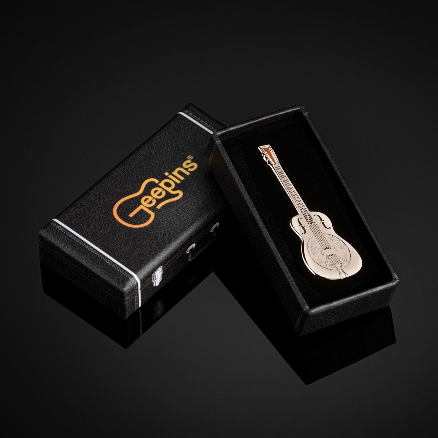 Geepin Resonator Guitar Pin
