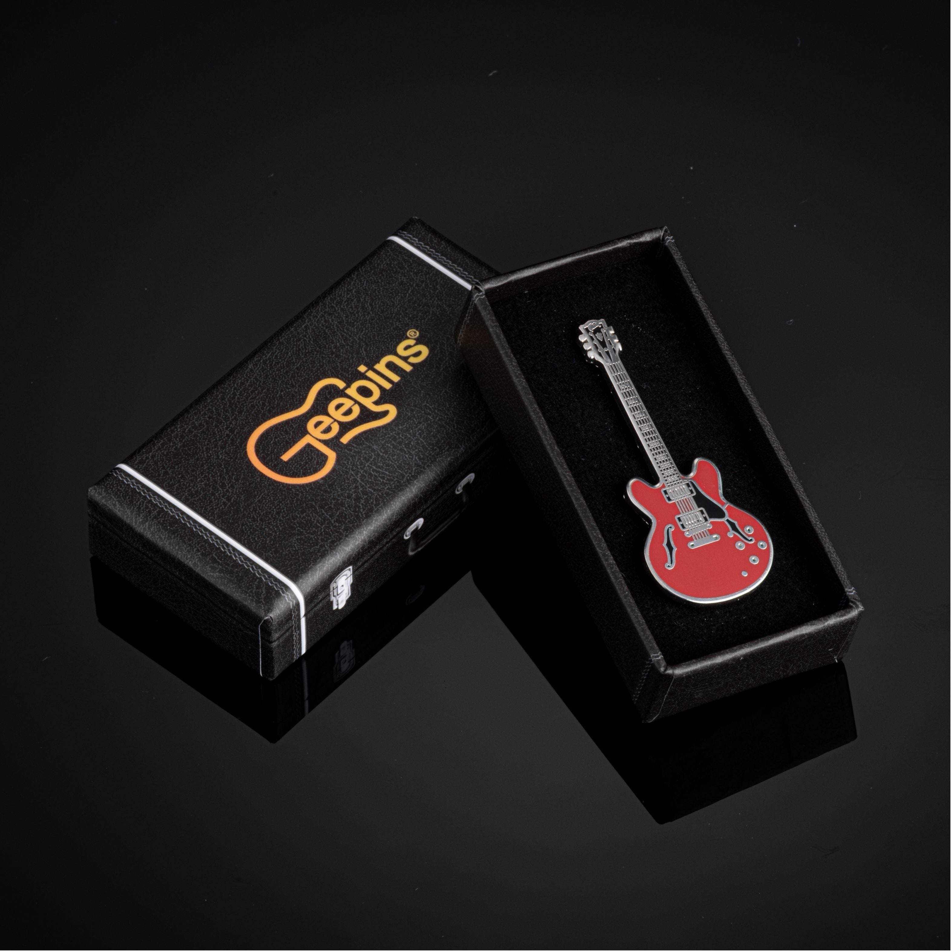 Geepin 335 Guitar Pin