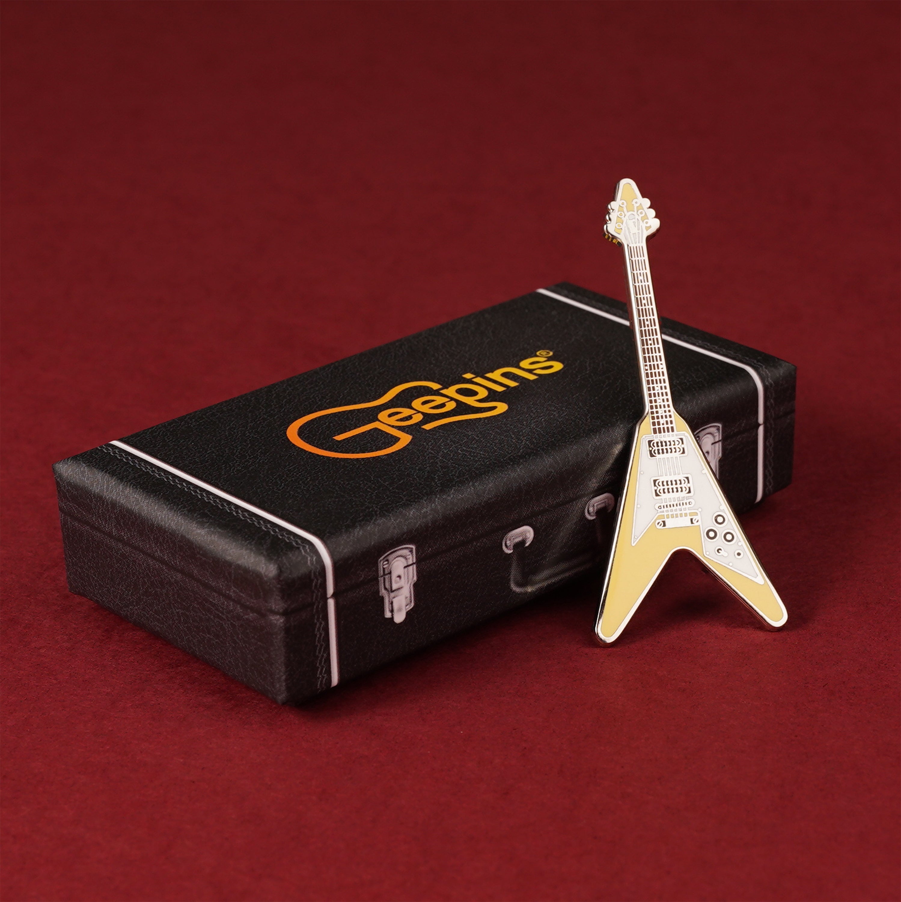 Geepin Flying V Guitar Pin